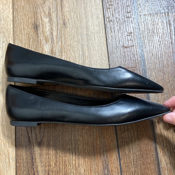 Charles & Keith Pointed Toe Black Flats Size 37 - Picture 6 of 13